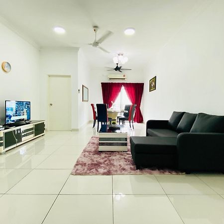 Cozy 1-10 Pax 4Qbeds 2Sbeds Shah Alam Sec7, I-City エクステリア 写真