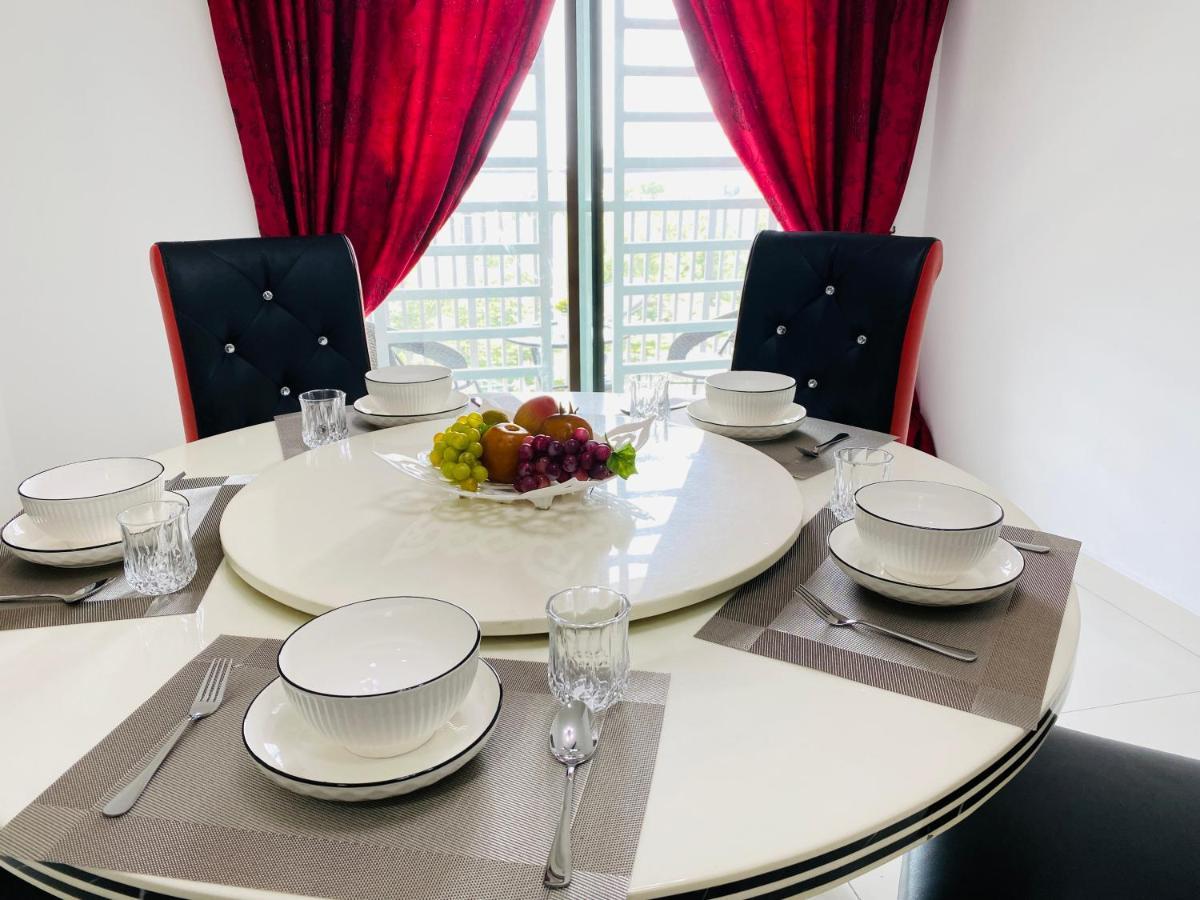 Cozy 1-10 Pax 4Qbeds 2Sbeds Shah Alam Sec7, I-City エクステリア 写真